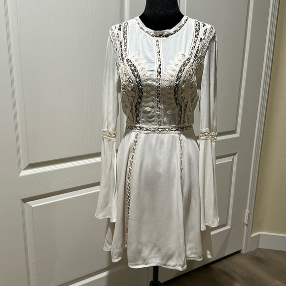 For Love of Lemons beige lace hippie boho dress. M - Picture 3 of 15